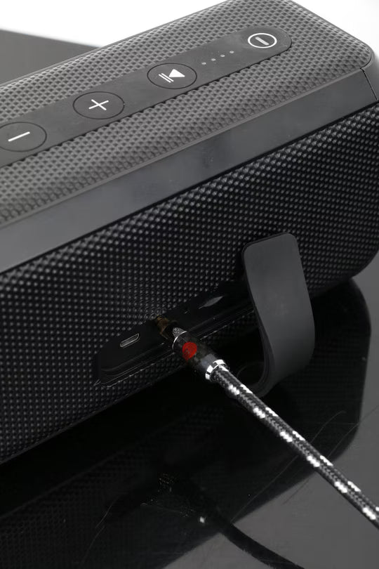 Boaacoustic Evolution BLACK.digital-aux