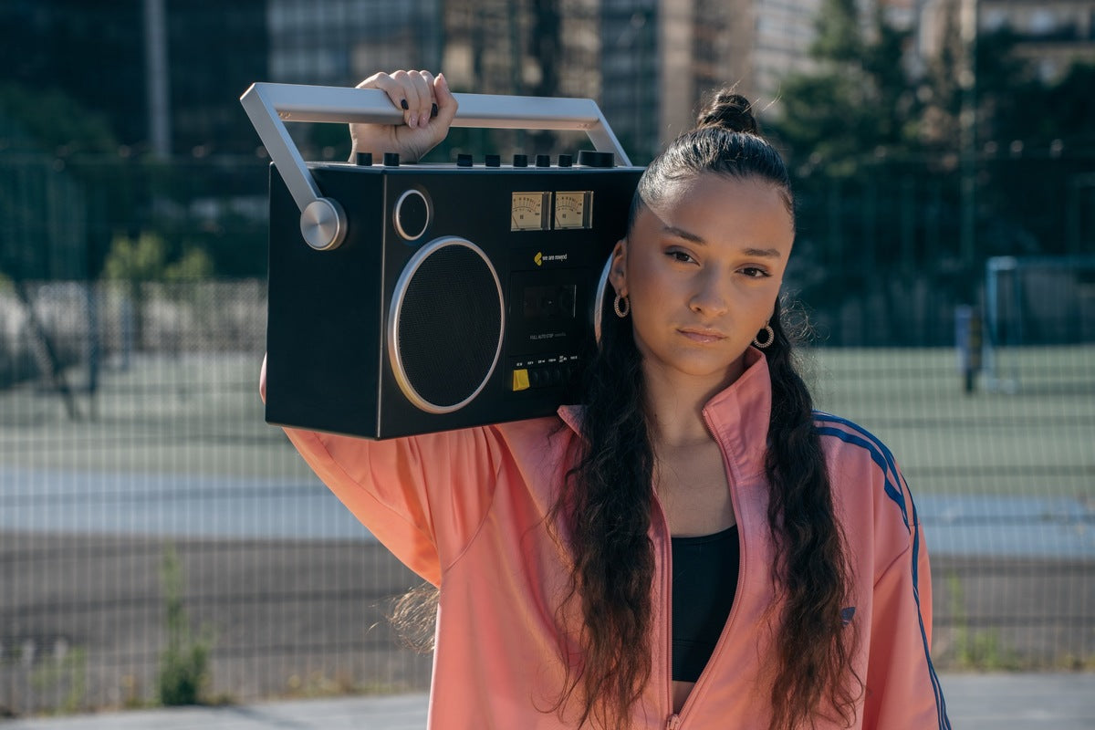 We Are Rewind GB-001 Curtis tragbarer Bluetooth-Lautsprecher